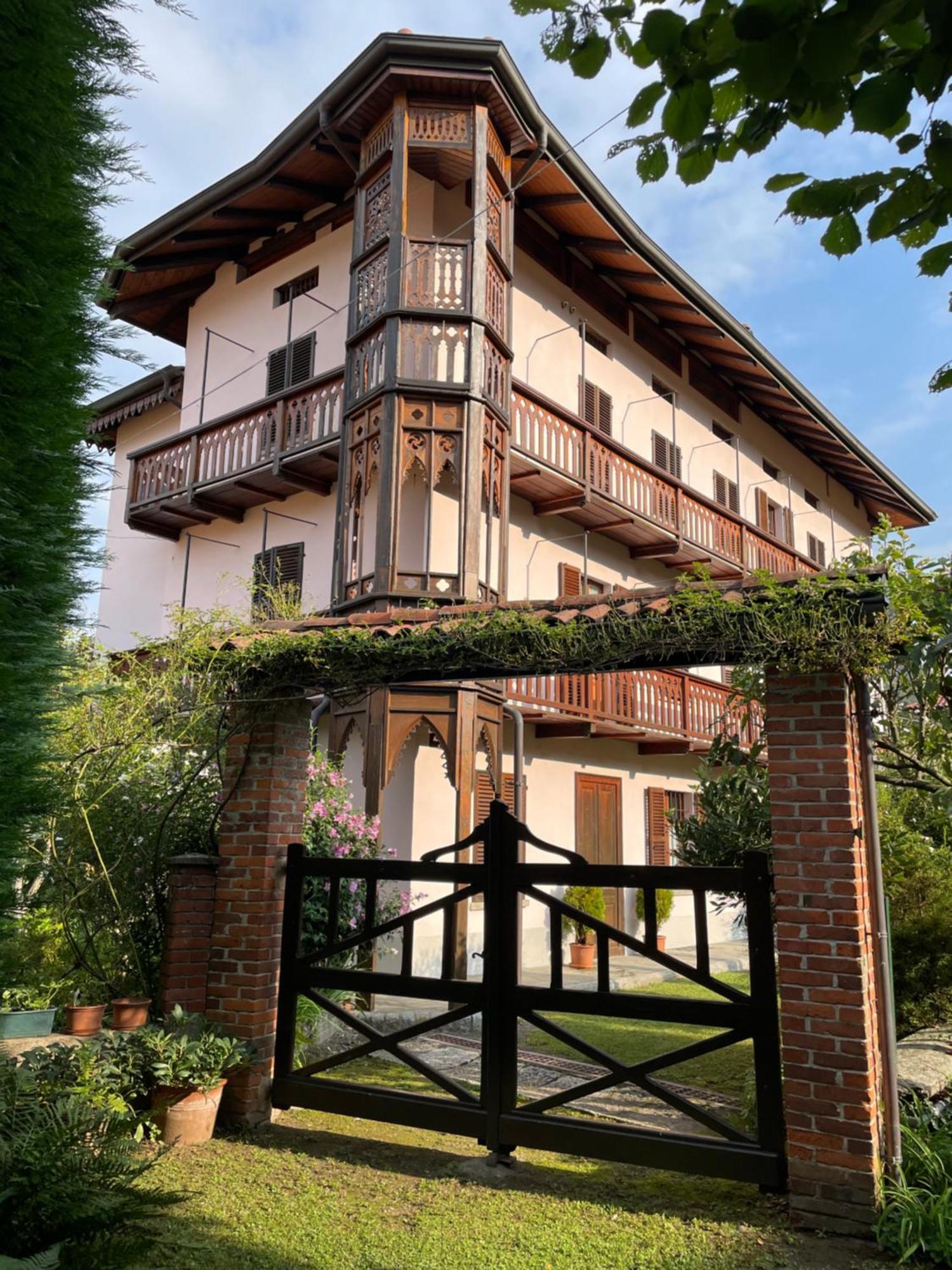Dimora Fiorita Senior My Holiday Home วาราลโล ภายนอก รูปภาพ