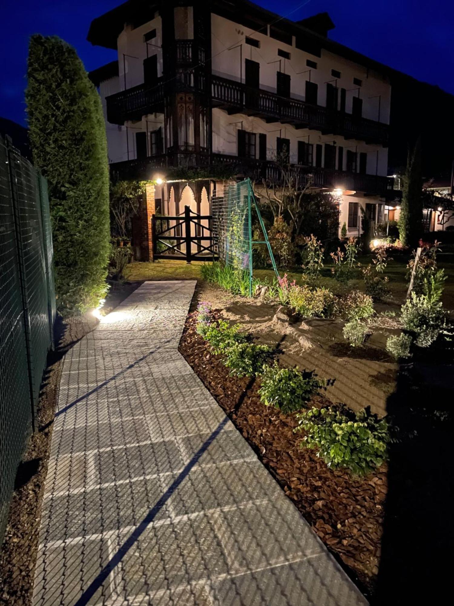 Dimora Fiorita Senior My Holiday Home วาราลโล ภายนอก รูปภาพ